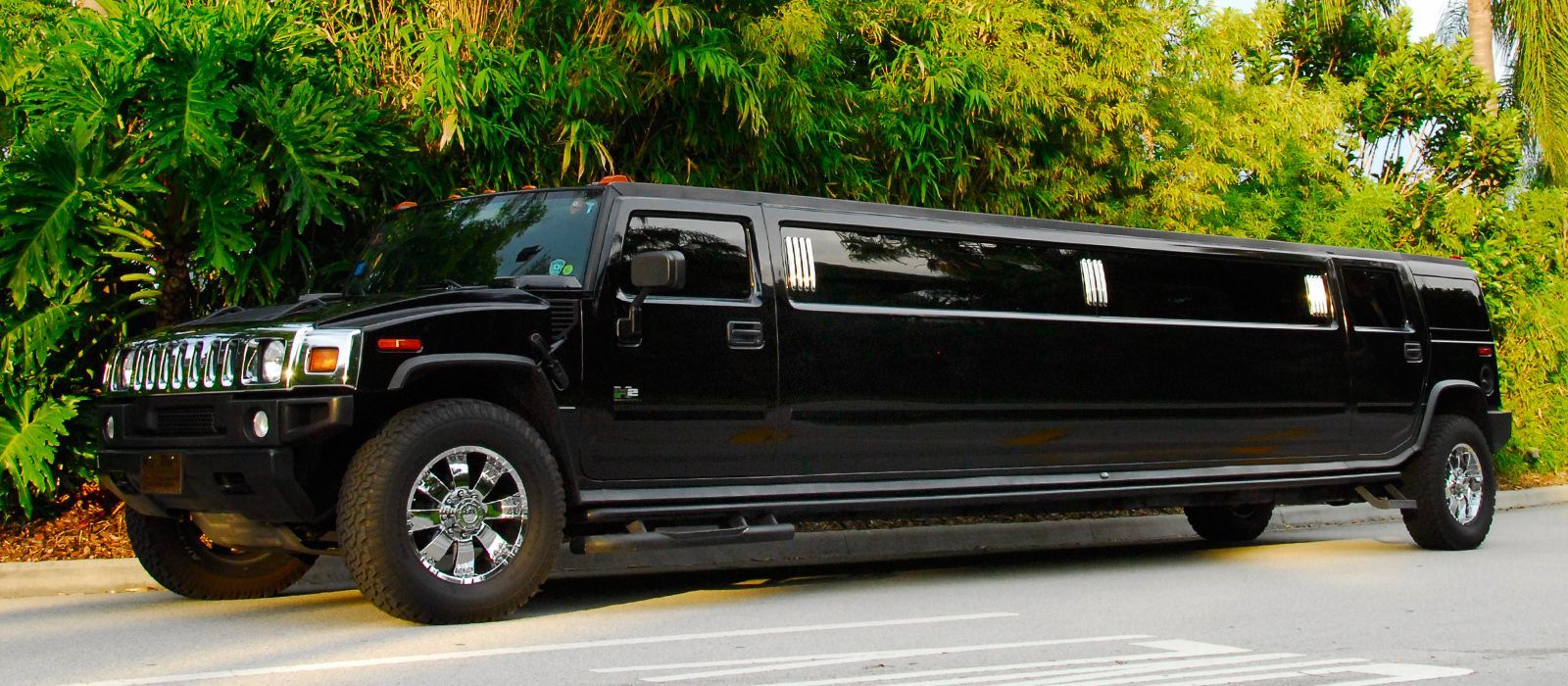 BLACK HUMMER LIMO SAN DIEGO, CA