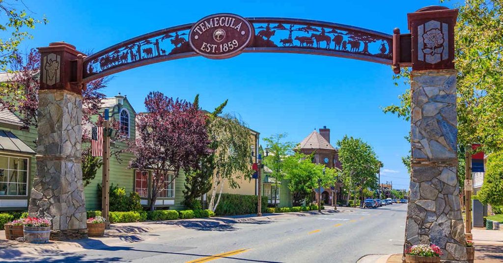 Temecula,ca Town Square image pic by a driver after dropping clients from San Diego Airport with Tesla X, SUV and Mercedes Sprinter Van.