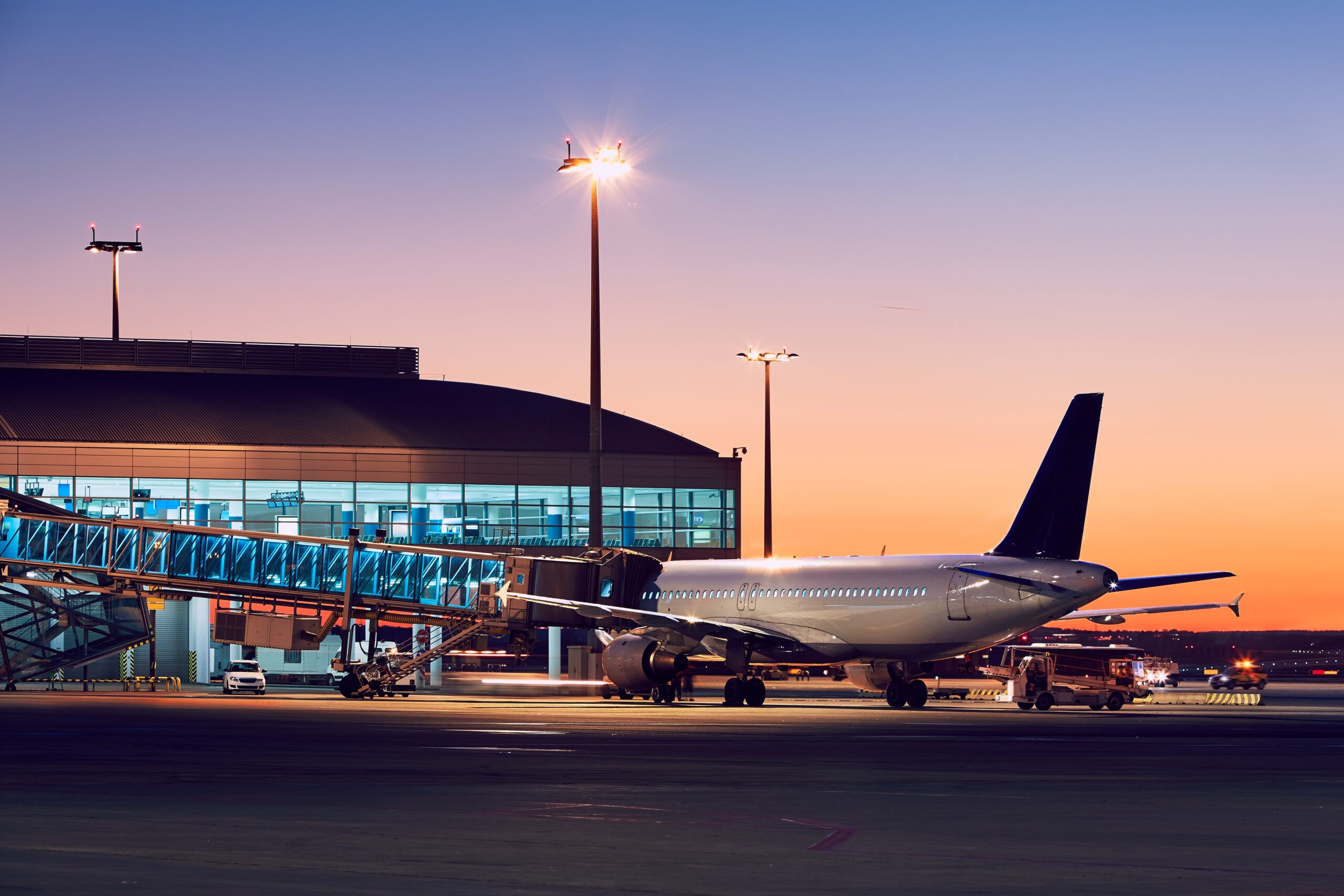 airport-at-the-colorful-sunset-san-diego-airport-with-city-captain-transportation-scaled