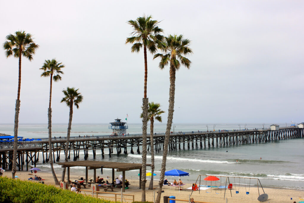 beach-view-in-orange-county-of-san-clemente-pier-from San Diego city captain transportation
